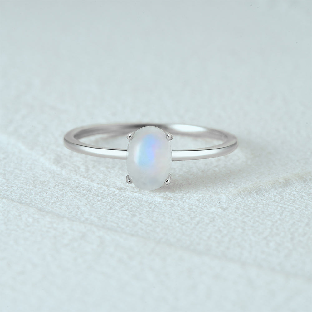 Horae 925 Sterling Silver Solitaire Four Claw Setting Moonstone Ring