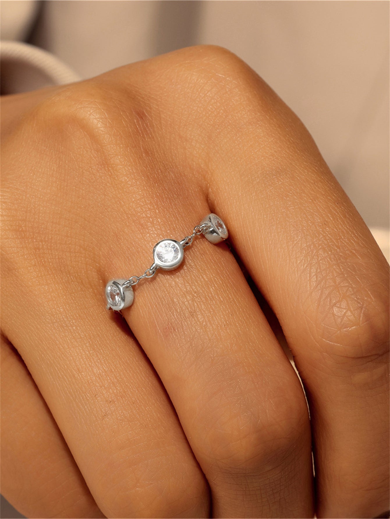 Horae S925 Trio Zircon Adjustable Chain Ring